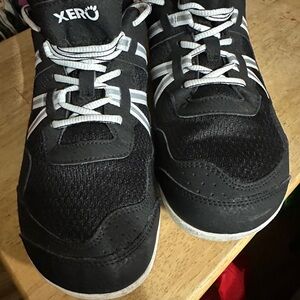 Xero Shoes Prio Men’s Black White Barefoot Minimalist Sneakers Size 10 US